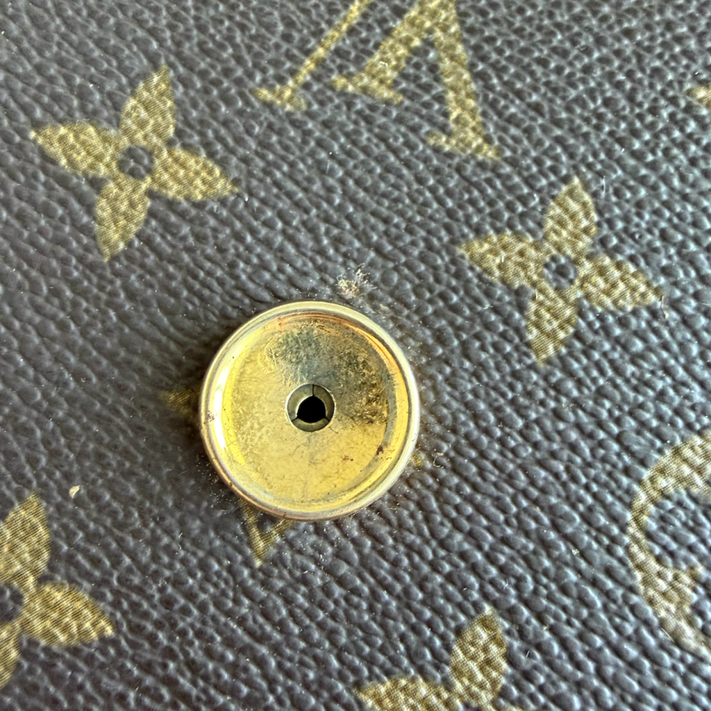 Louis Vuitton Dame PM Clutch