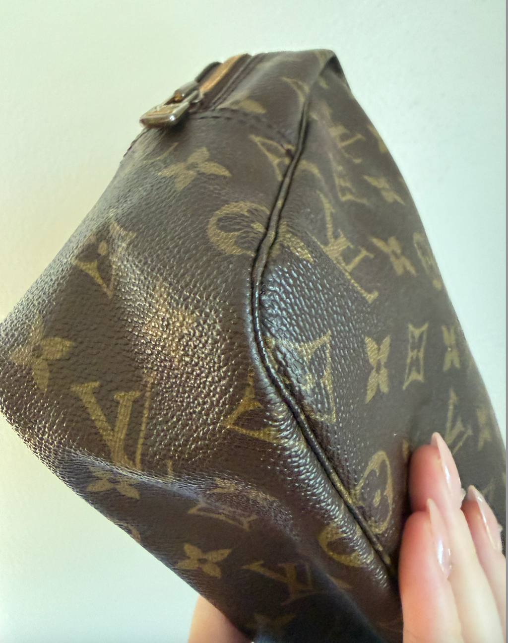 Louis Vuitton Trousse 28