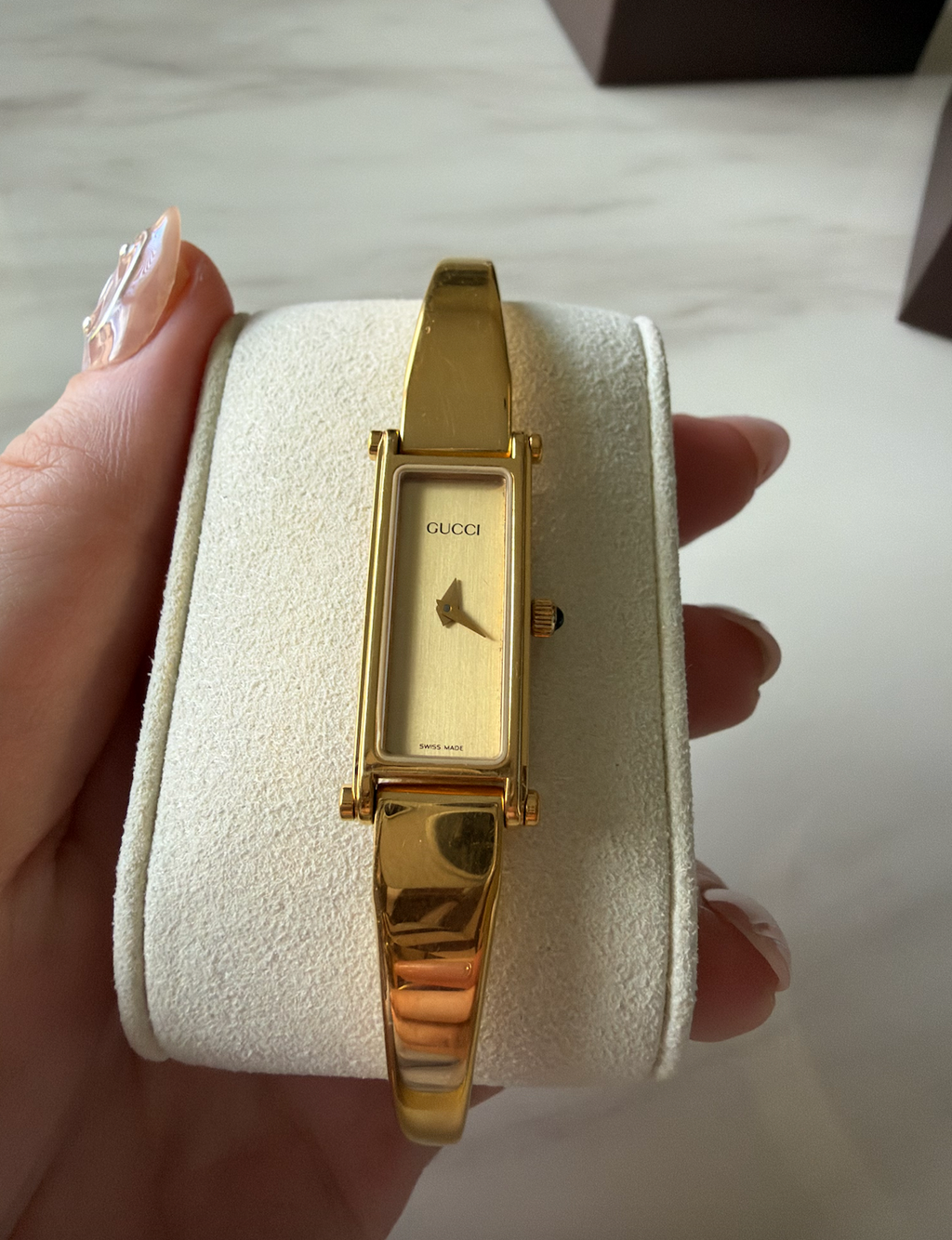 Gucci 1500L Gold-Plated Bangle Watch