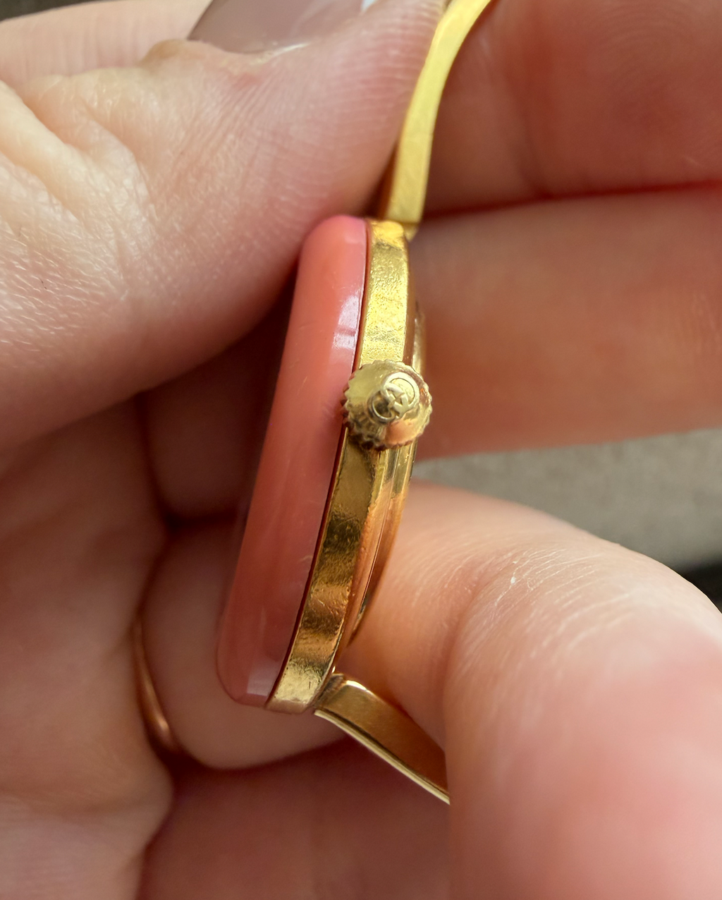 Gucci Change Bezel Watch 1100 Series