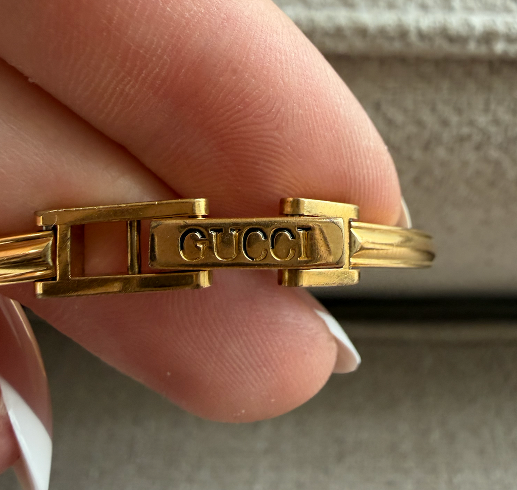 Gucci Change Bezel Watch 1100 Series