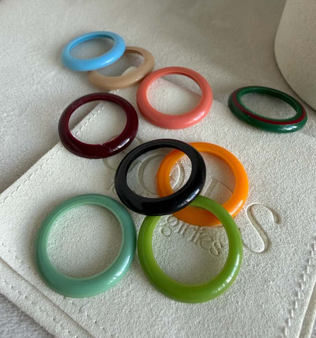 Gucci Change Bezel Watch 11/12.2 Series
