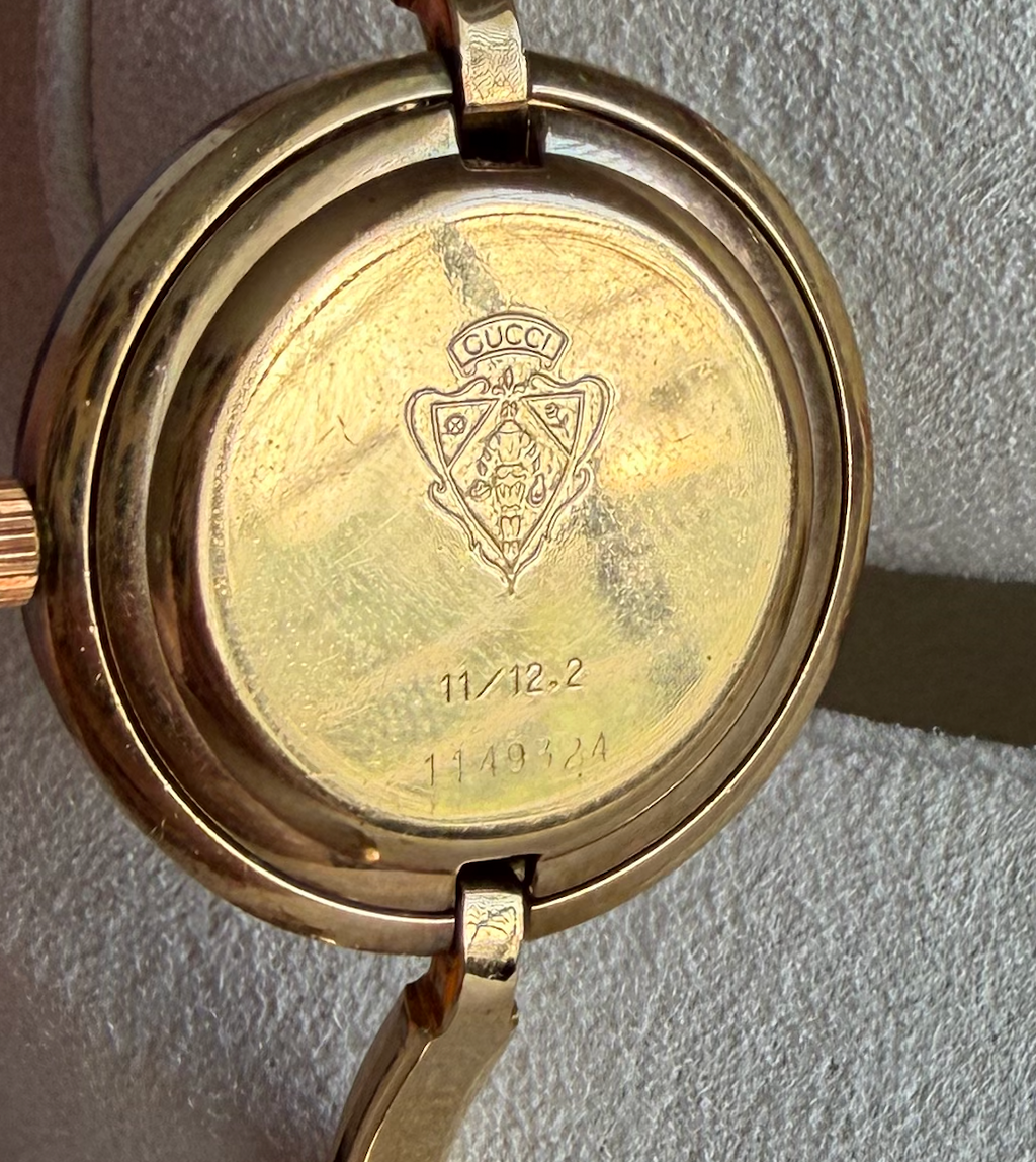 Gucci Change Bezel Watch 11/12.2 Series