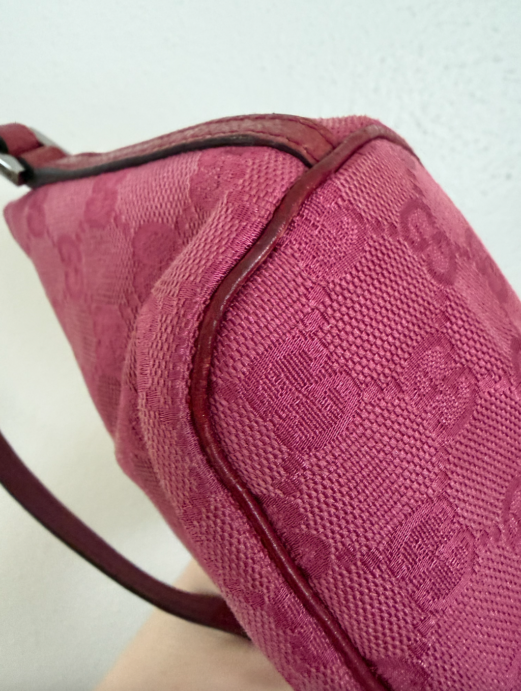 Gucci Pochette (boat bag)