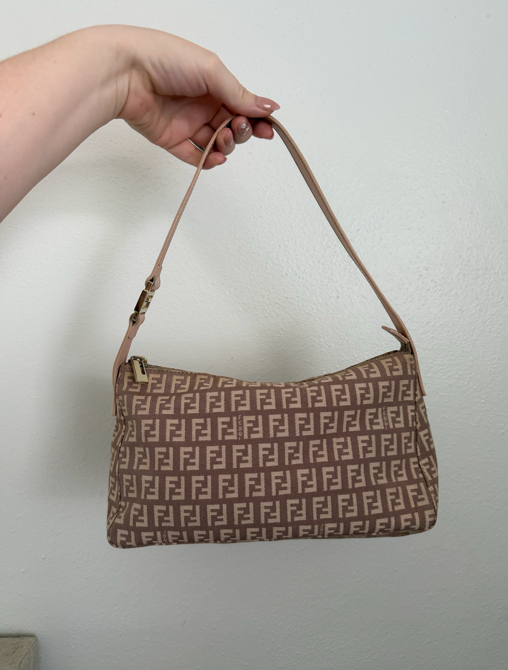 Fendi Zucchino Shoulder Bag (Dusty Rose)