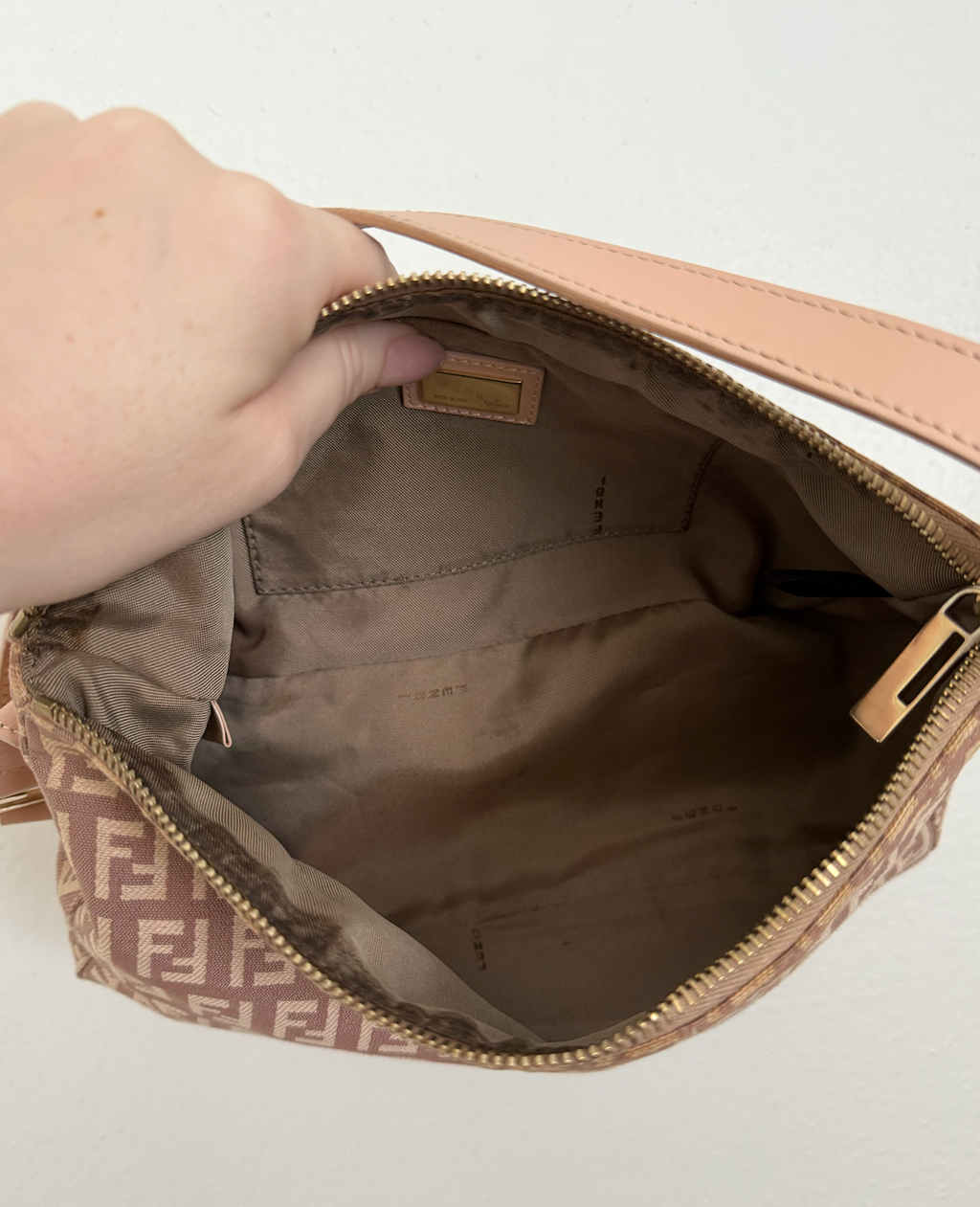 Fendi Zucchino Shoulder Bag (Dusty Rose)