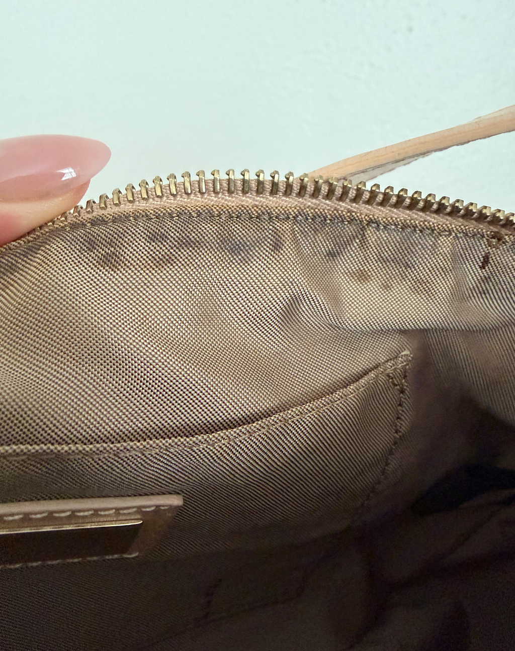 Fendi Zucchino Shoulder Bag (Dusty Rose)