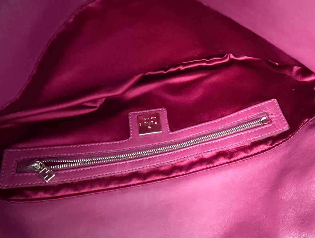 Fendi Mamma Baguette (Magenta Leather)