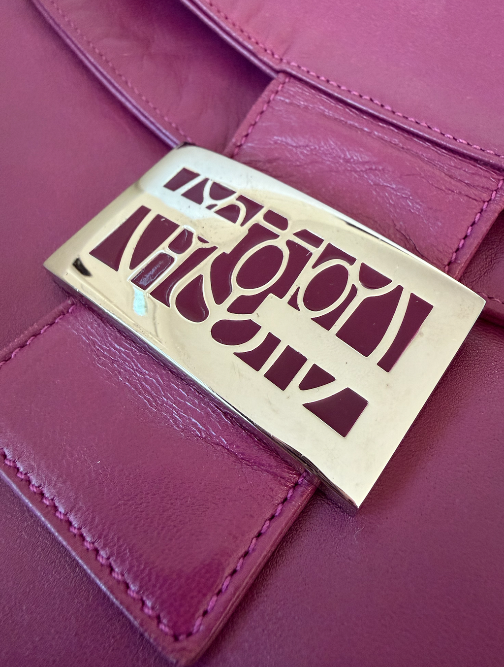 Fendi Mamma Baguette (Magenta Leather)