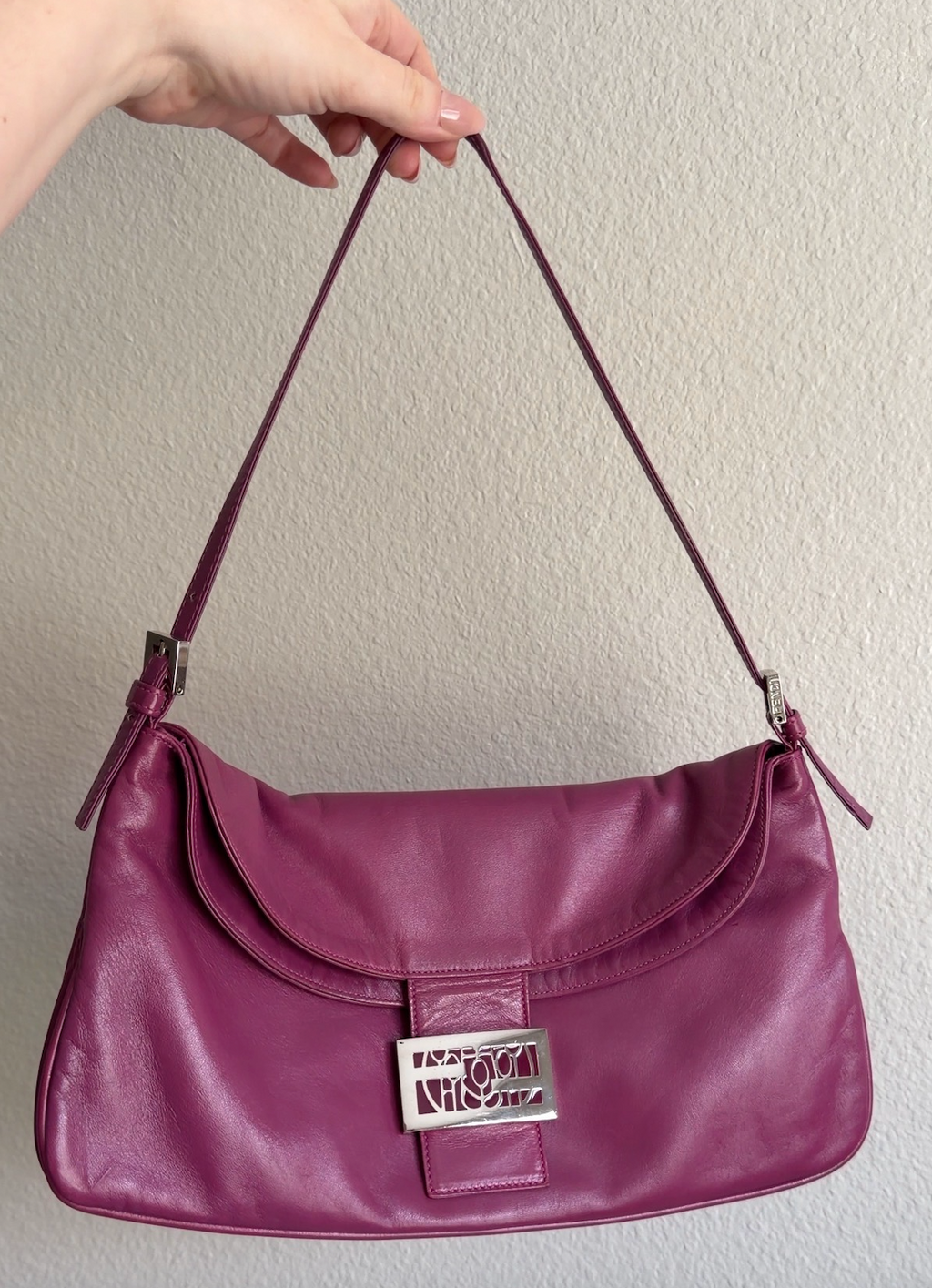 Fendi Mamma Baguette (Magenta Leather)