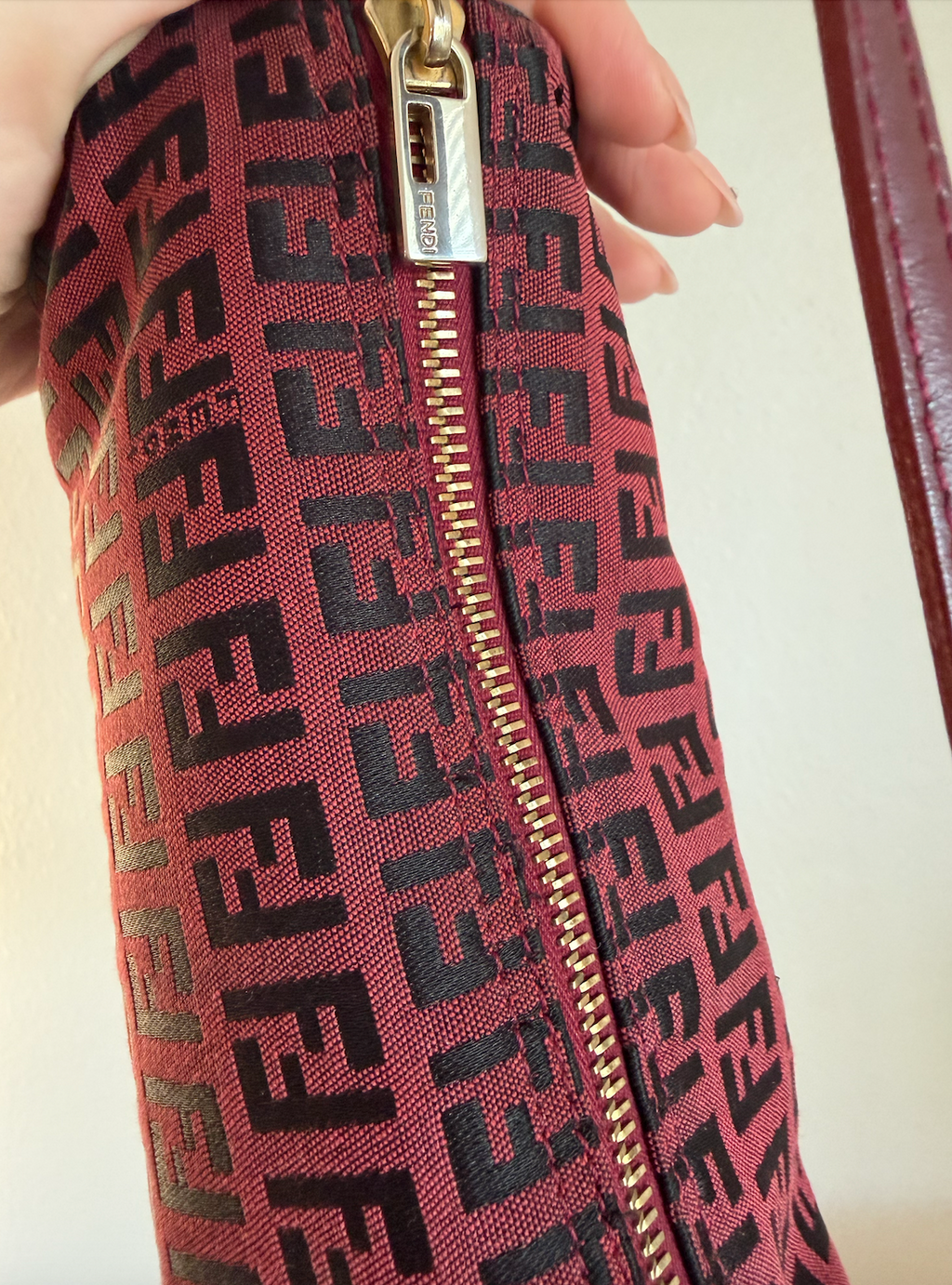 Fendi Zuchinno Barrel Pochette (red/black)