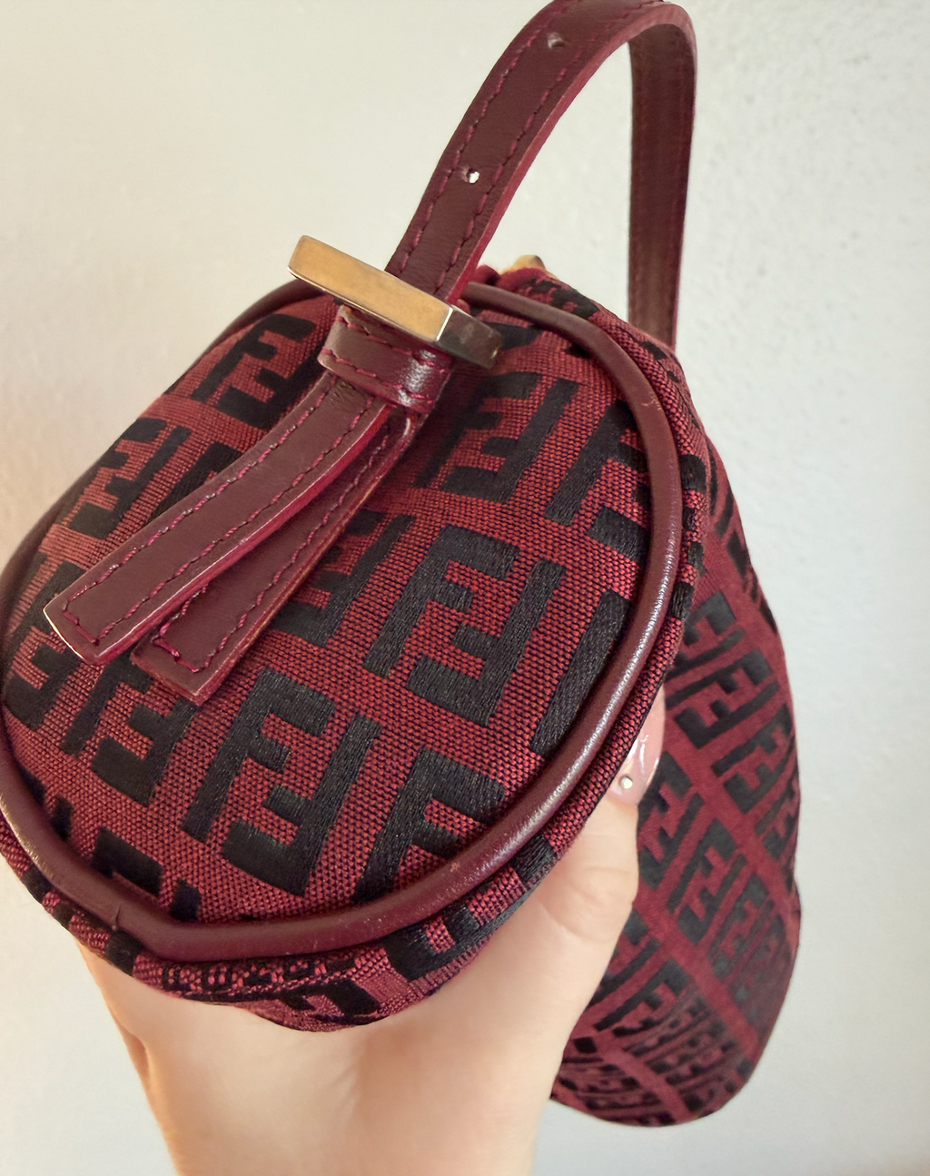 Fendi Zuchinno Barrel Pochette (red/black)