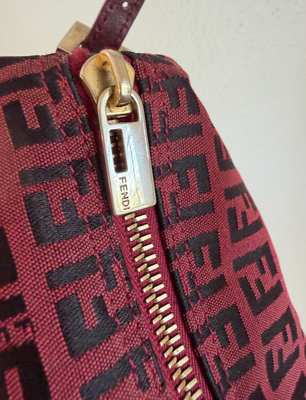 Fendi Zuchinno Barrel Pochette (red/black)