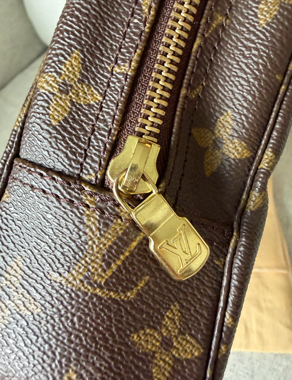 Louis Vuitton Trousse 23